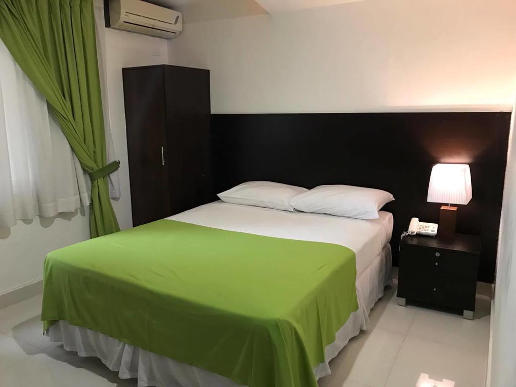 Az Hotel And Suites Панама Екстер'єр фото